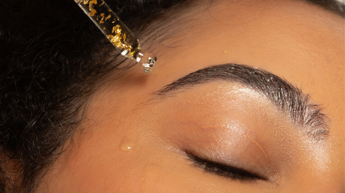 The Secret to Luxurious Brows: The Magic of Castor Seed Oil
